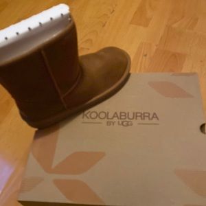 Uggs Brand new kookaburra chestnut 2pairs but u can buy one if u like